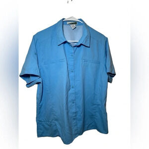 L.L. Bean insect shield blue short sleeve button down shirt